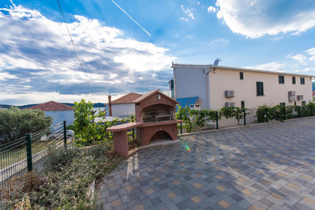Apartment Angie Trogir Luaran gambar